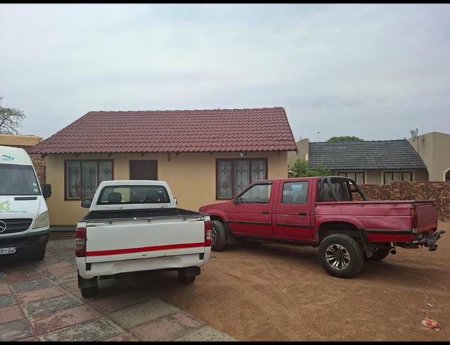 3 BEDROOM HOUSE FOR SALE IN SOSHANGUVE GG